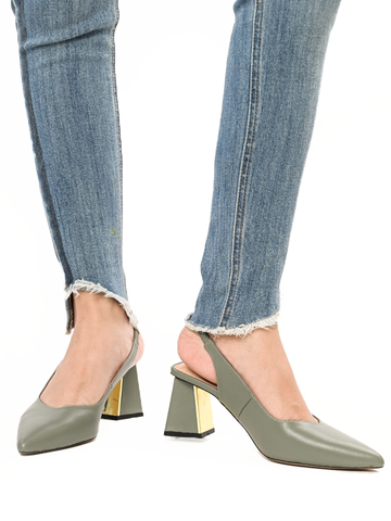 Sandal slingback nữ da thật khoét V gót trụ 525UKA2208131