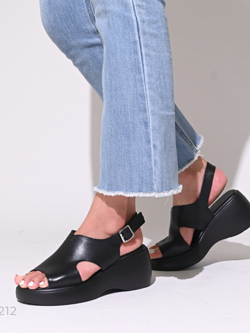 Sandal xuồng 7cm da dê quai bản to khoét hai bên 2212