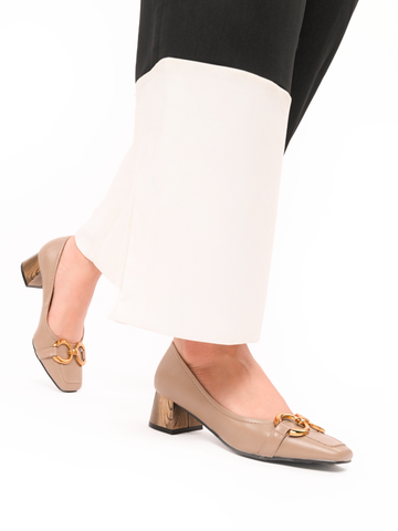 Giày cao gót nữ đế vuông khuy kim loạ i425UKA2203171