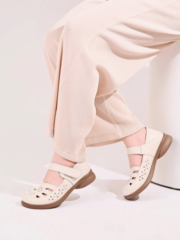 Bệt da dê dập lazer mũi tròn quai dán 18061-30