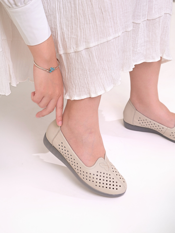 Bệt da dê dập laser lỗ vuông nhỏ, in nổi hình cánh bướm 8073