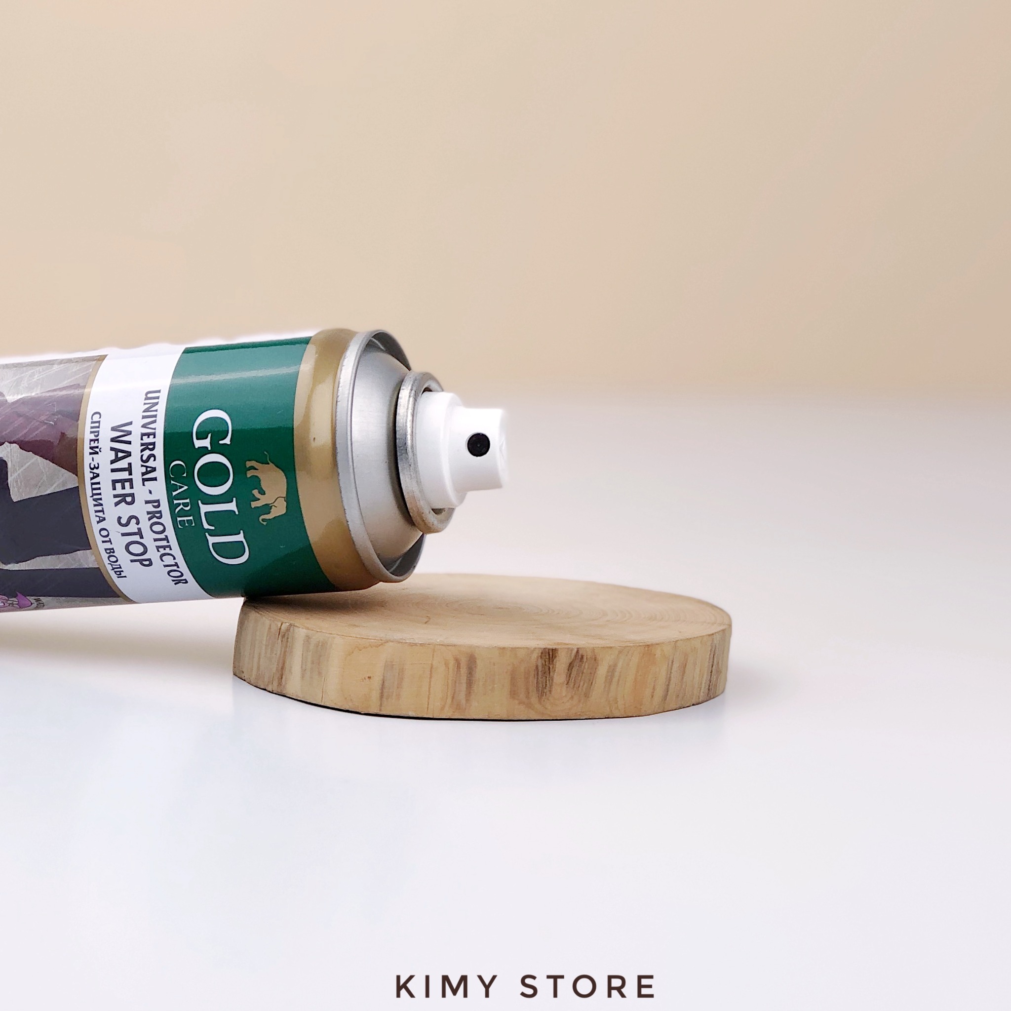 Hình ảnh Xịt chống thấm giày Goldcare - Bảo vệ giày khi tiếp xúc với nước-Hàng nhập khẩu từ Thổ Nhĩ Kì Hình ảnh Xịt chống thấm giày Goldcare - Bảo vệ giày khi tiếp xúc với nước-Hàng nhập khẩu từ Thổ Nhĩ Kì