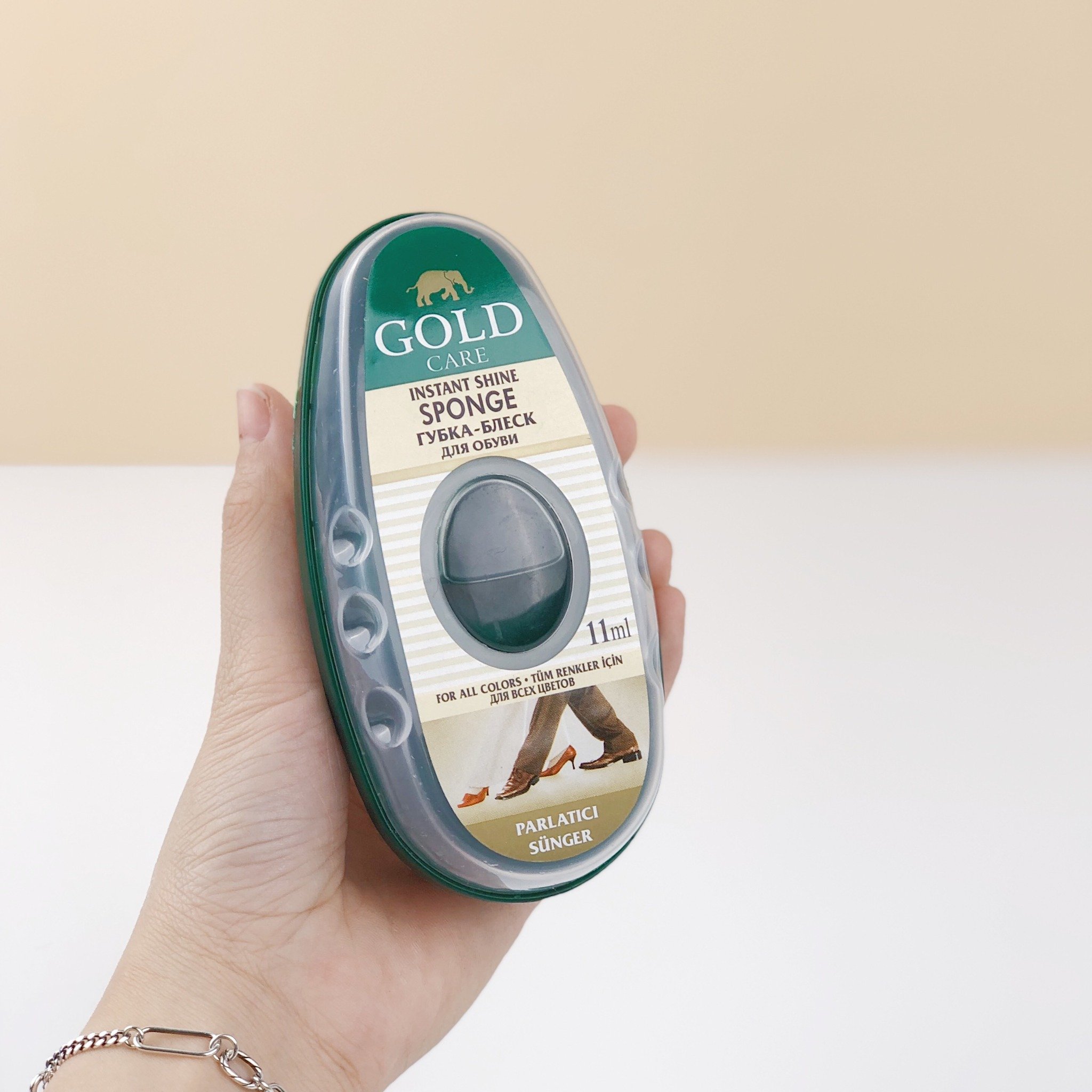 Hình ảnh Xi mút đánh giày dép da, túi xách, ghế da kèm dầu dự trữ Goldcare - xi đánh giày nhập khẩu từ Thổ Nhĩ Kì Hình ảnh Xi mút đánh giày dép da, túi xách, ghế da kèm dầu dự trữ Goldcare - xi đánh giày nhập khẩu từ Thổ Nhĩ Kì