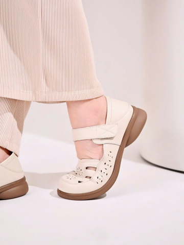 Bệt da dê dập lazer mũi tròn quai dán 18061-30