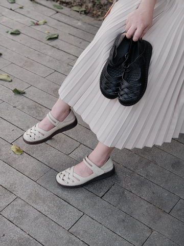 Bệt da dê mũi tròn đan chéo quai dán 7163-1