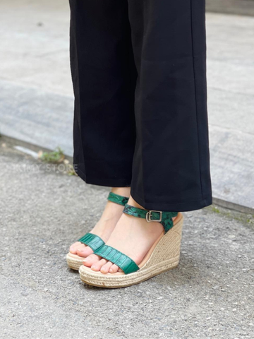 Sandal đế xuồng cói da thật quai ngang dập vân