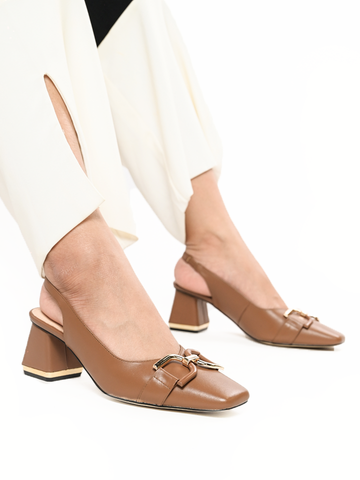 Sandal slingback nữ da thật mũi vuông khuy kim loại 54UKA2208142