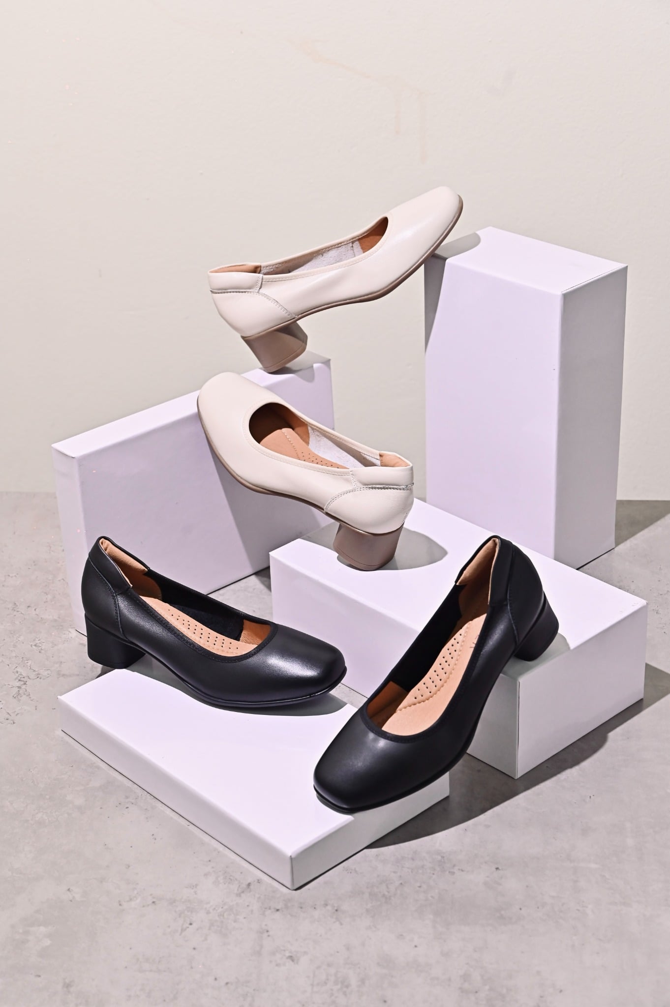 giày da dê 4cm mũi vuông nhỏ trơn đệm gót g6903