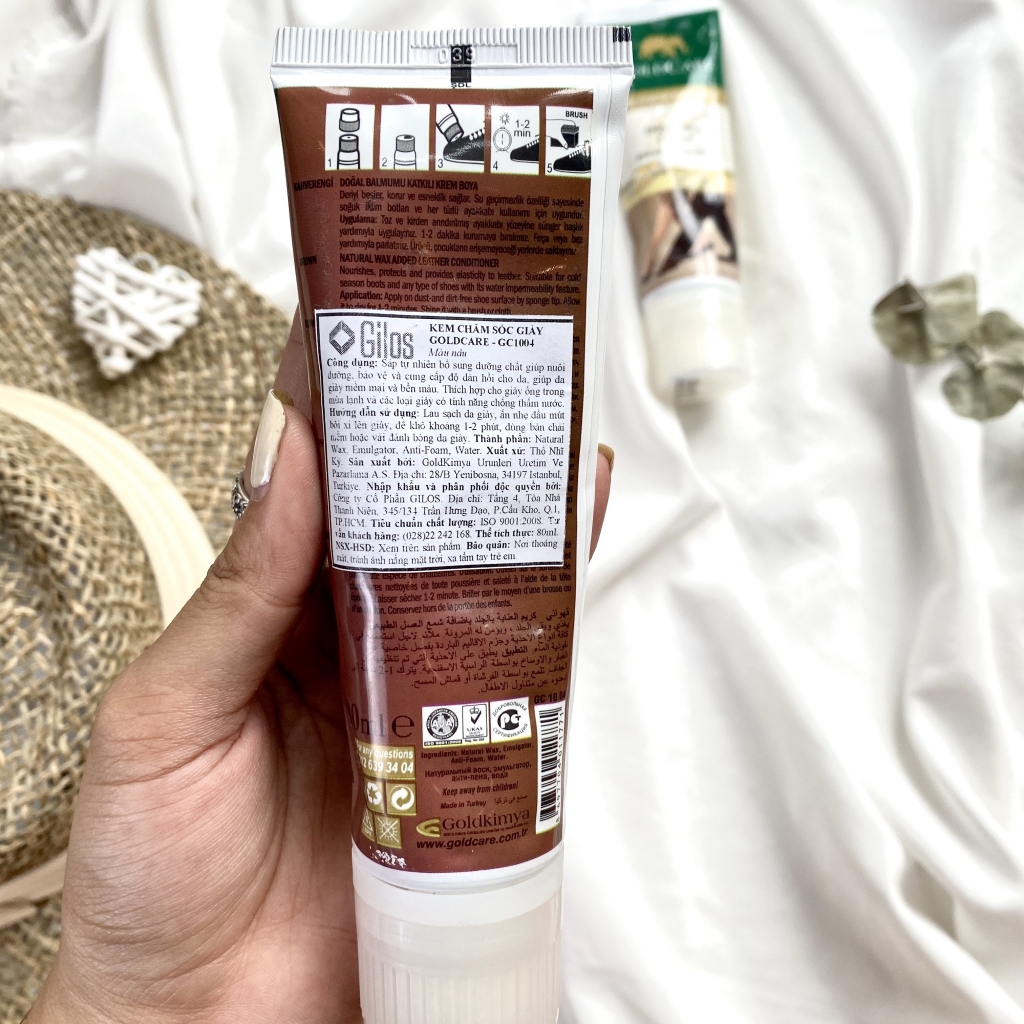 Hình ảnh Xi đánh giày cao cấp Goldcare dạng tuýp kem - Dùng được cho áo da, túi xách, sofa da Hình ảnh Xi đánh giày cao cấp Goldcare dạng tuýp kem - Dùng được cho áo da, túi xách, sofa da