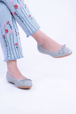 Bệt nữ da dê mũi nhọn nơ mảnh