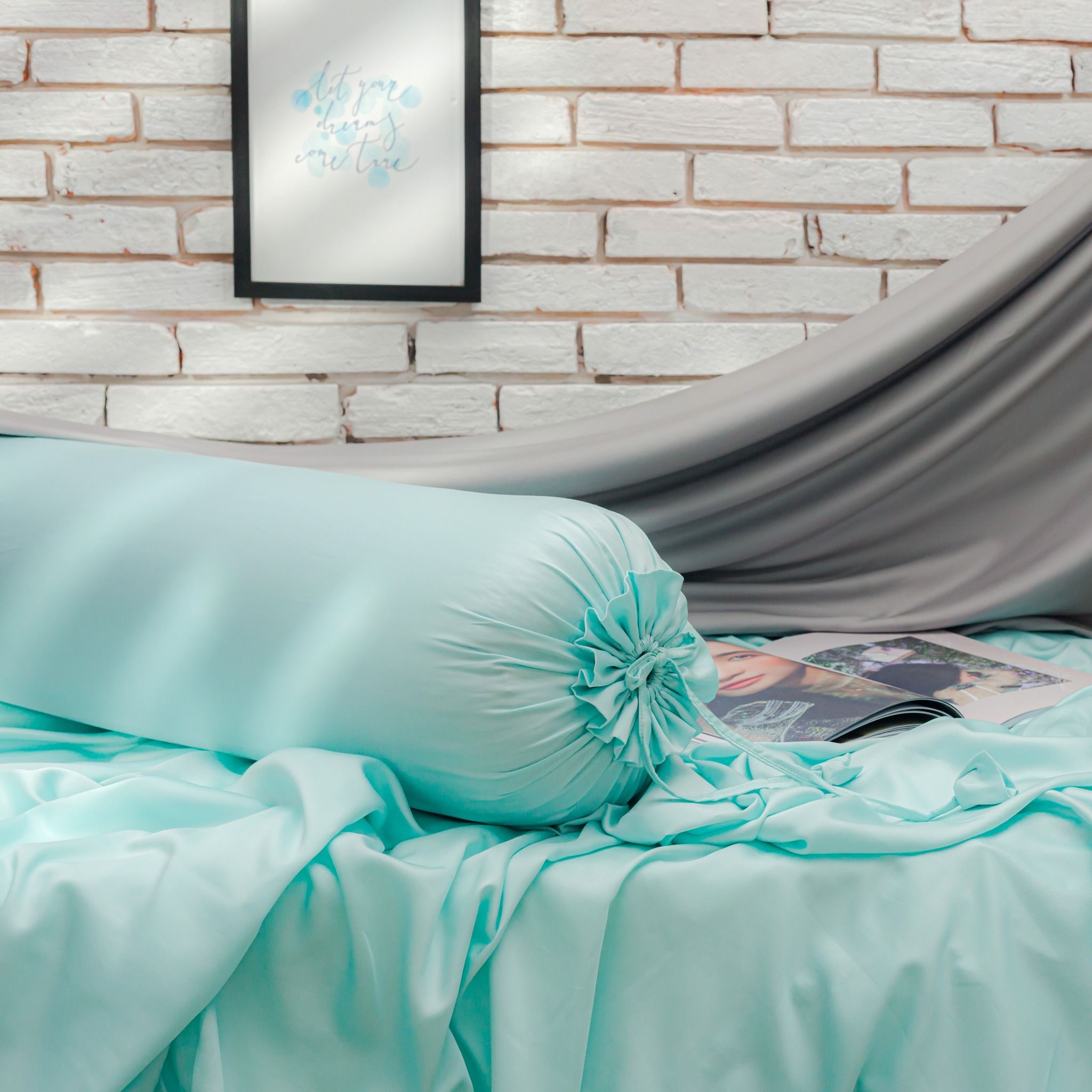  Vỏ Gối Ôm (x1) Gòn Bedding Lụa Tencel Satin 60s Xanh Ngọc 