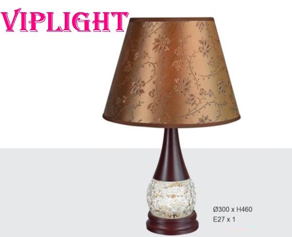 ĐÈN ĐỂ BÀN TRANG TRÍ PHÒNG KHÁCH ĐẶT BÀN PHÒNG NGỦ VLHF17133
