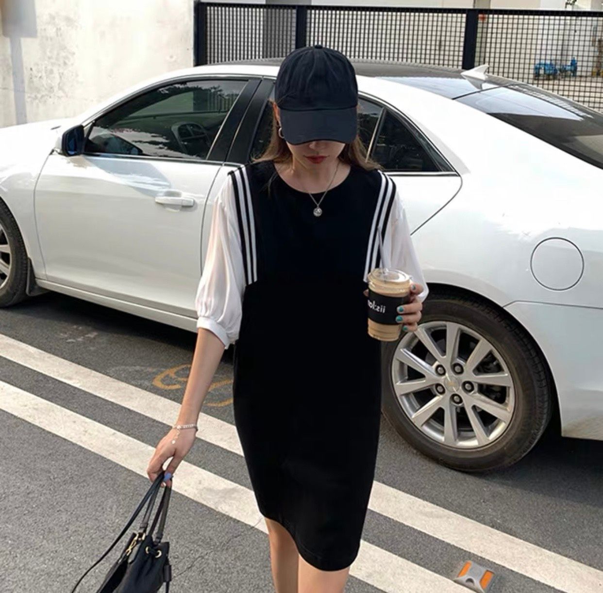 Đầm body đen tiểu thư ngực pha trắng phối viền bèo cổ thắt nơ tay dài Váy body đen tiểu thư Lazadavn #33 Đầm body đen tiểu thư ngực pha trắng phối viền bèo cổ thắt nơ tay dài Váy body đen tiểu thư Lazadavn
