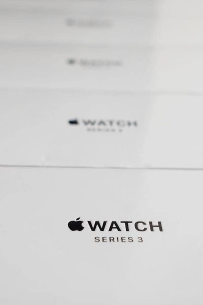  Apple Watch Series 3 42mm Đen NEW 