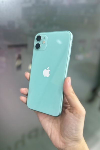  11 thường 64gb Xanh likenew 