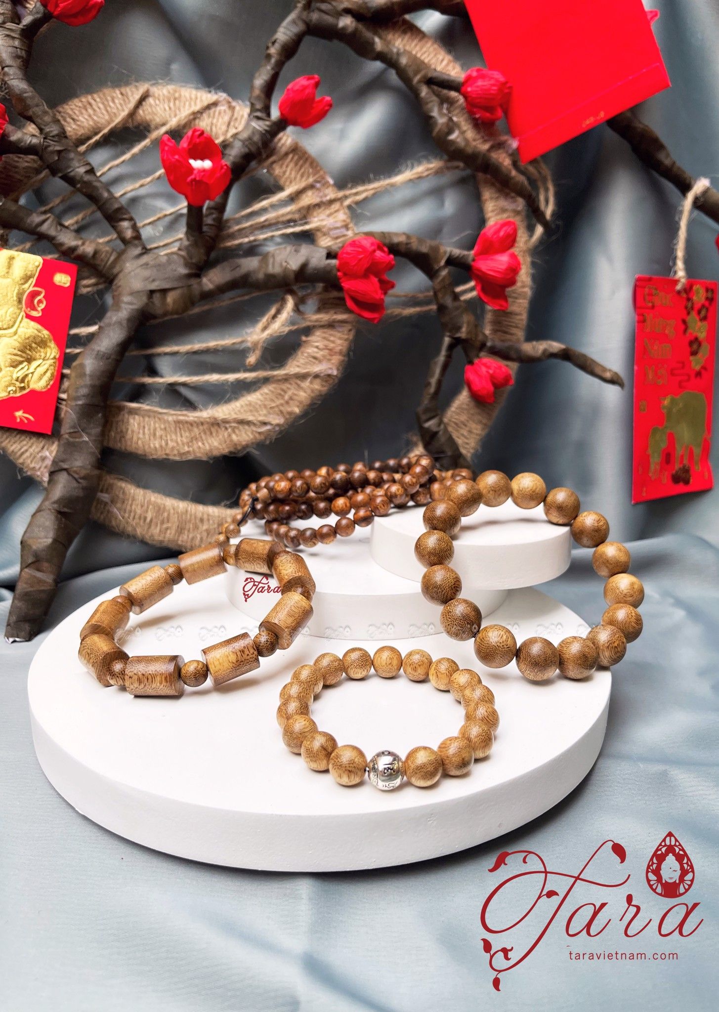  Vòng tay Trầm Hương cao cấp, sang trọng 