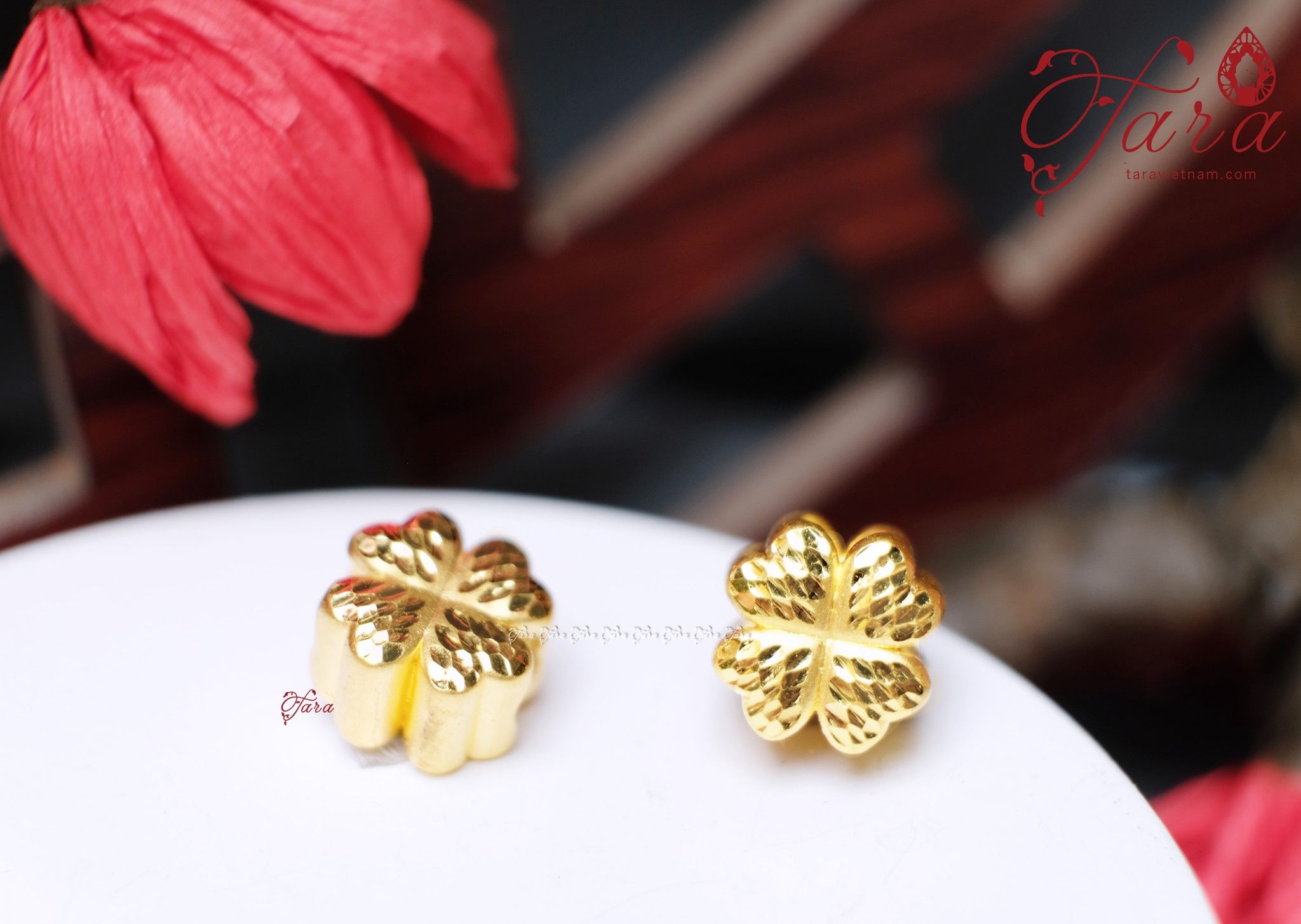  Charm CỎ 4 LÁ may mắn Vàng 24k nguyên chất 