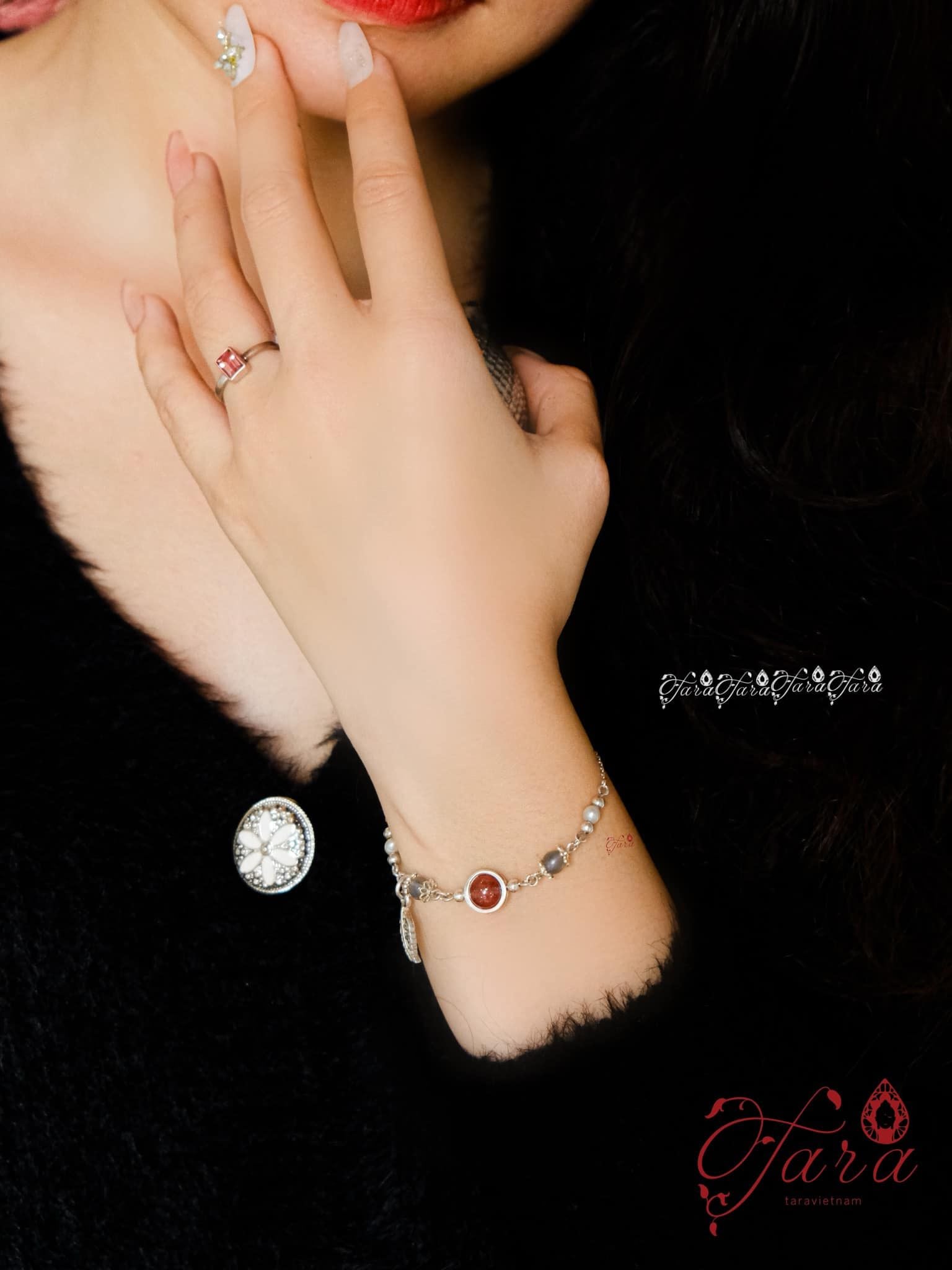  Vòng Ngọc Trai, Dâu Hồng, Xà Cừ 