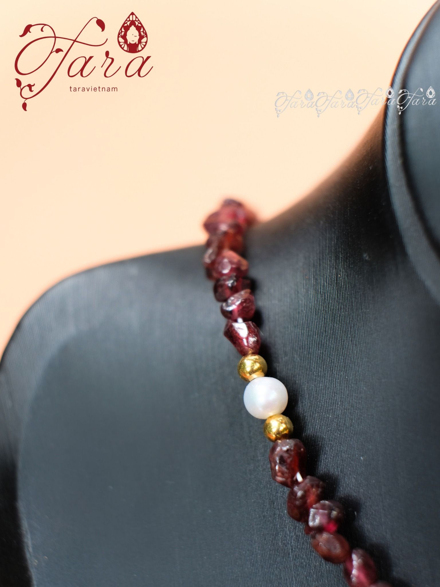  Dây Chuyền Garnet và Ngọc Trai 