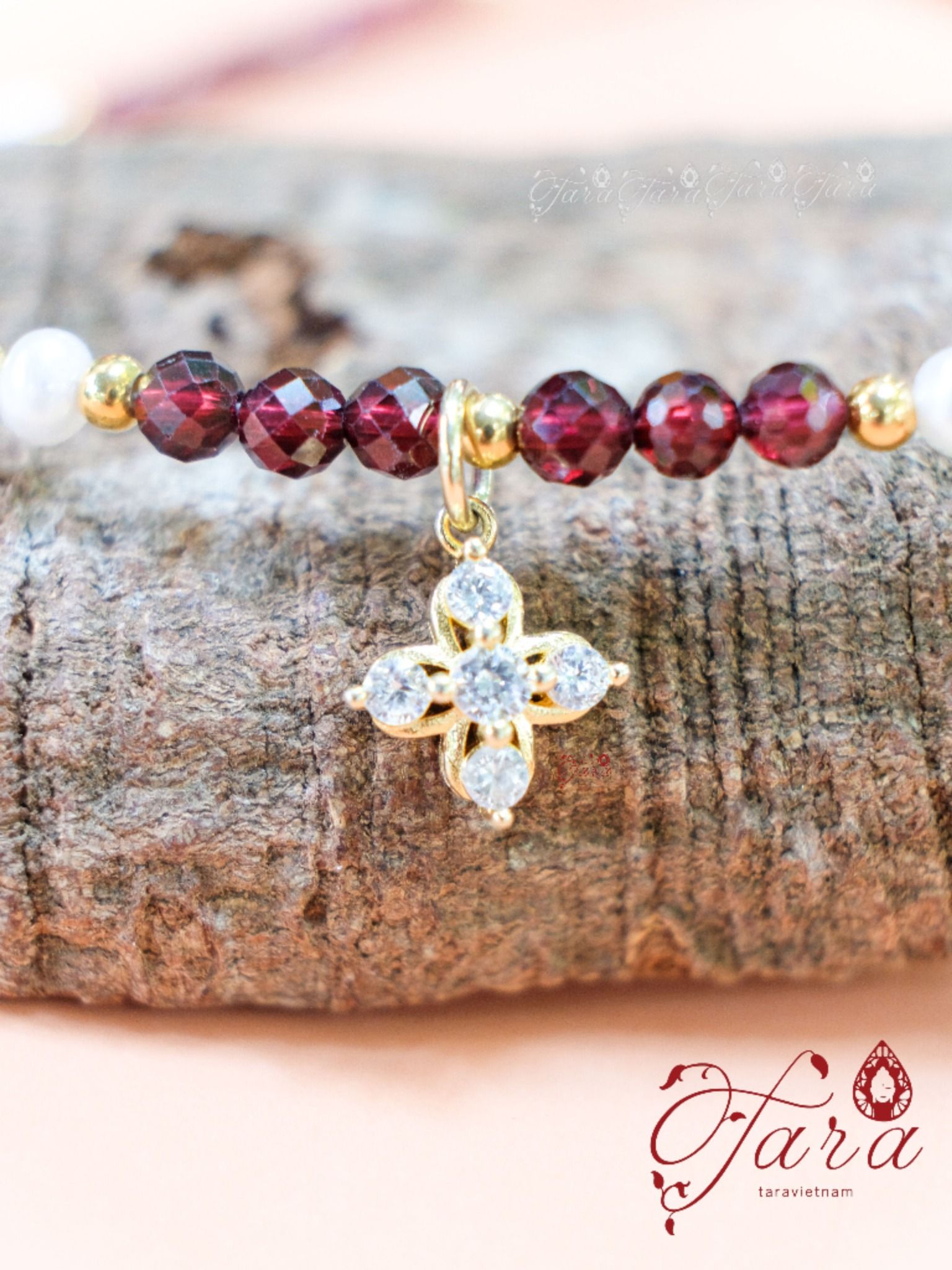  Dây Chuyền Garnet và Ngọc Trai 