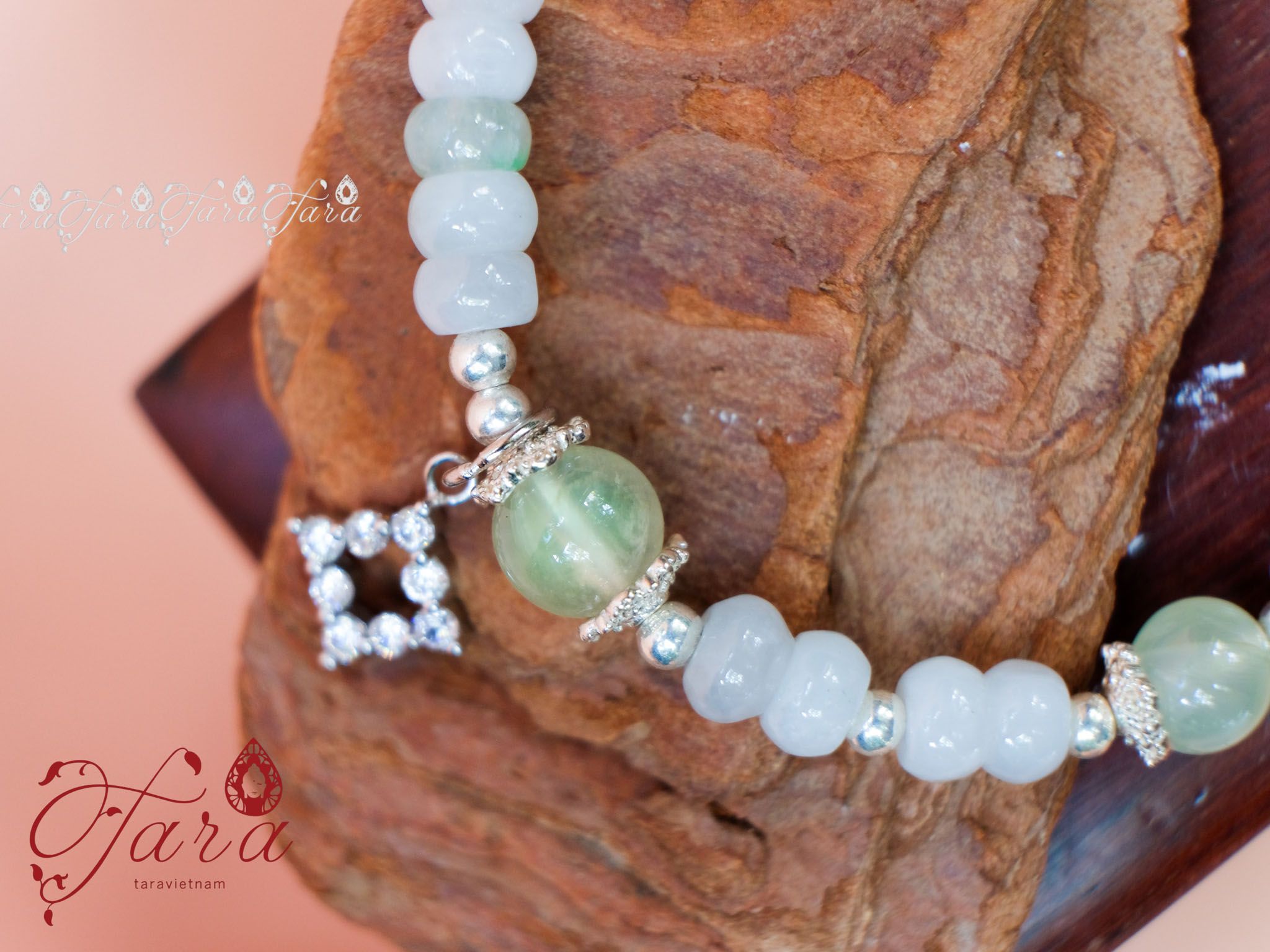  Vòng Cẩm Thạch và Prehnite 