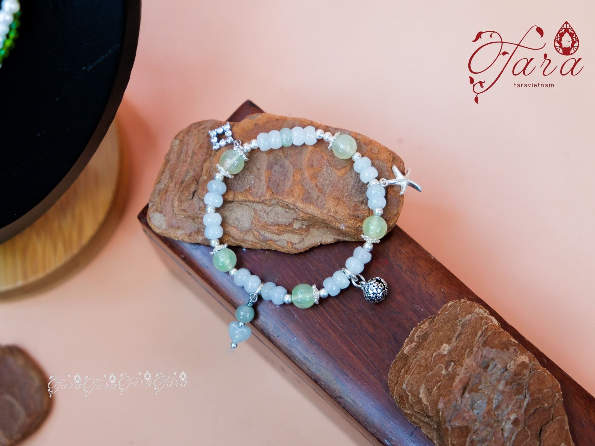  Vòng Cẩm Thạch và Prehnite 