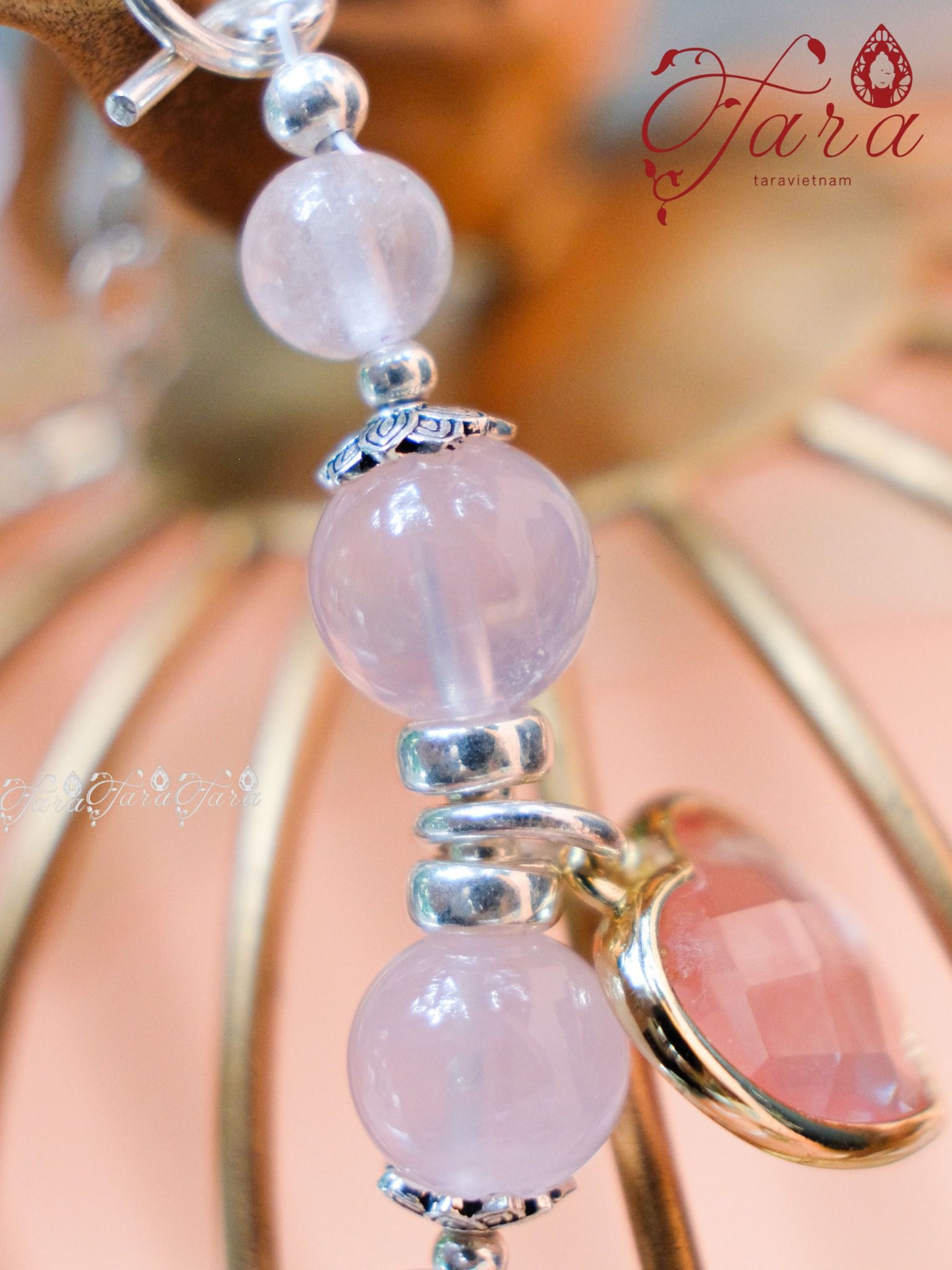  Vòng Đào Hoa và Thạch Anh Hồng 