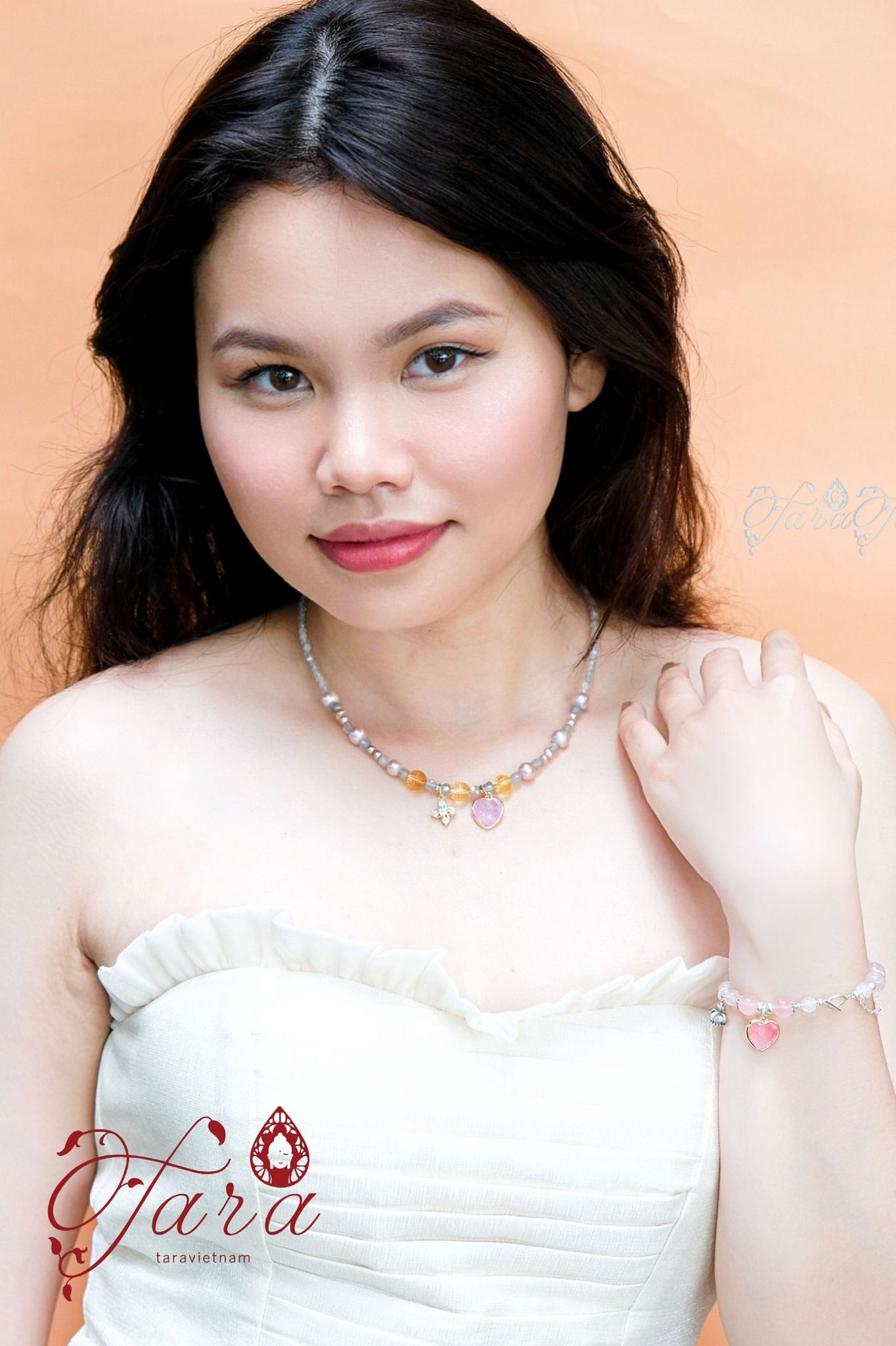  Vòng Đào Hoa và Thạch Anh Hồng 