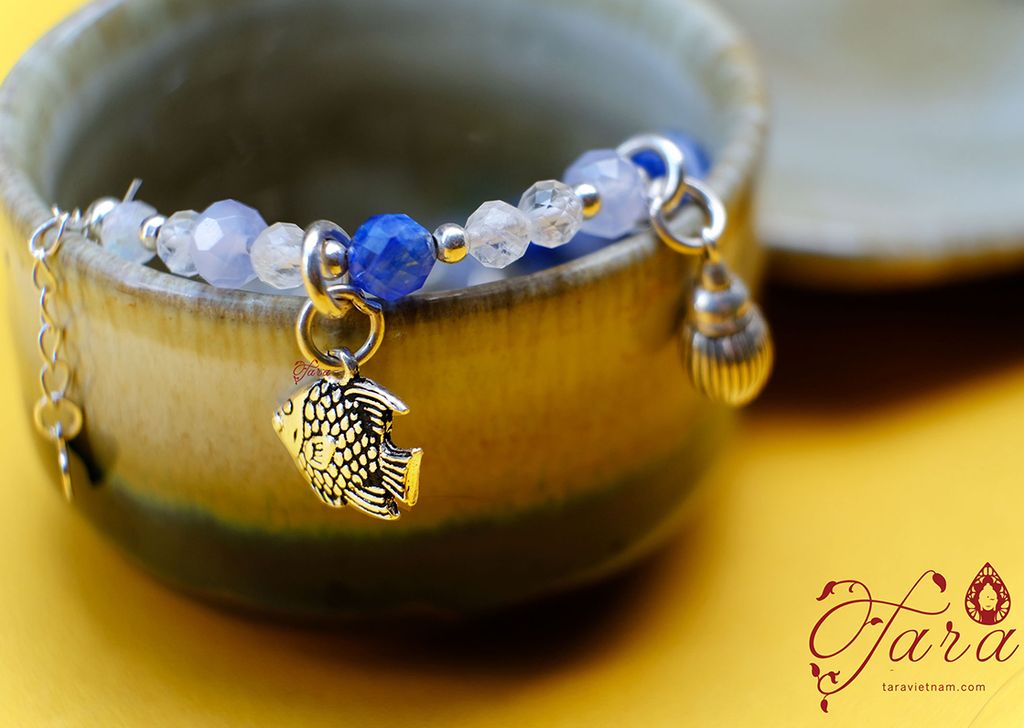  Lắc Tay Kyanite mix Moonstone mài giác và Charm Bạc 