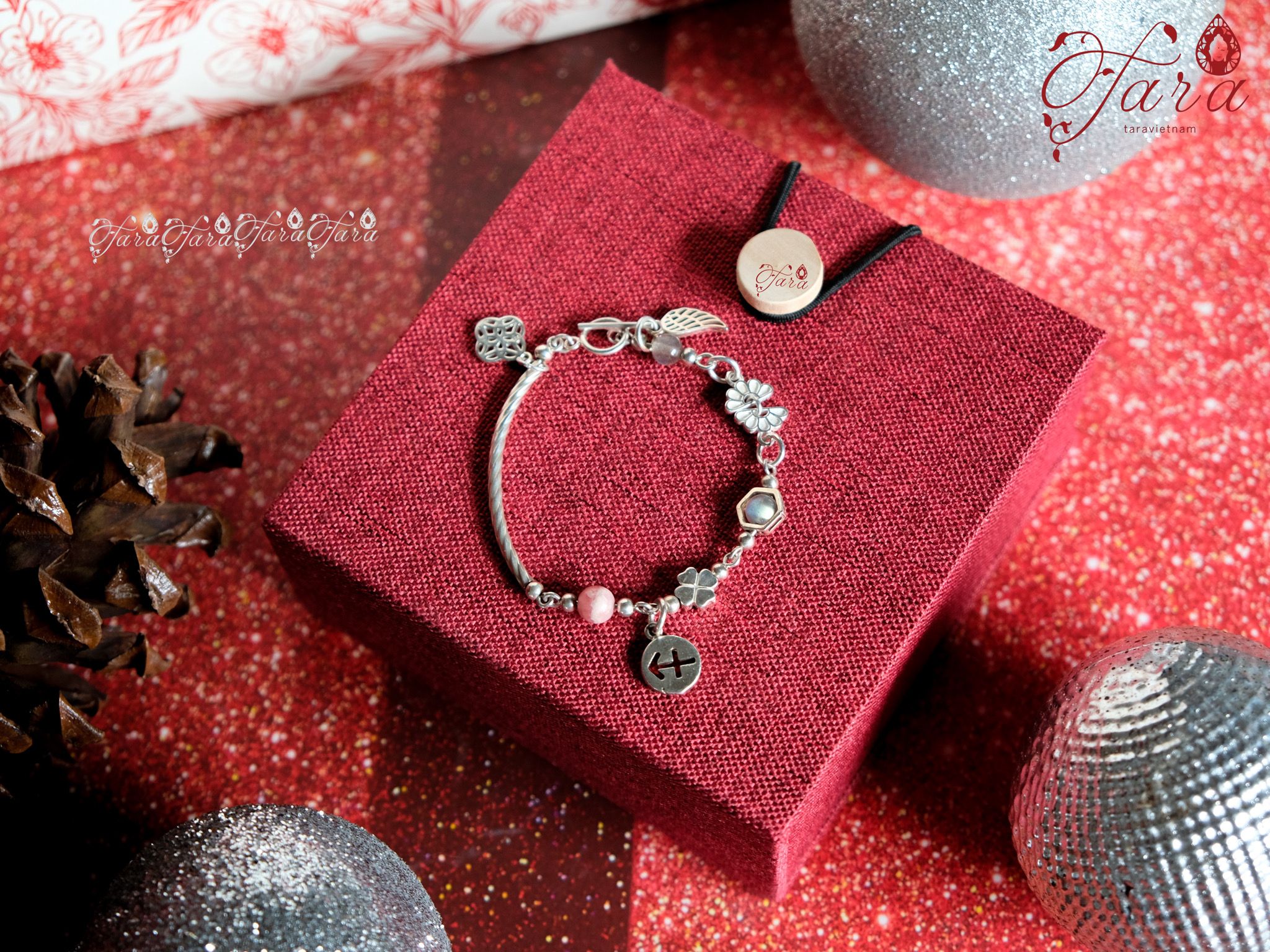  Lắc Đào Hoa và Xà Cừ 