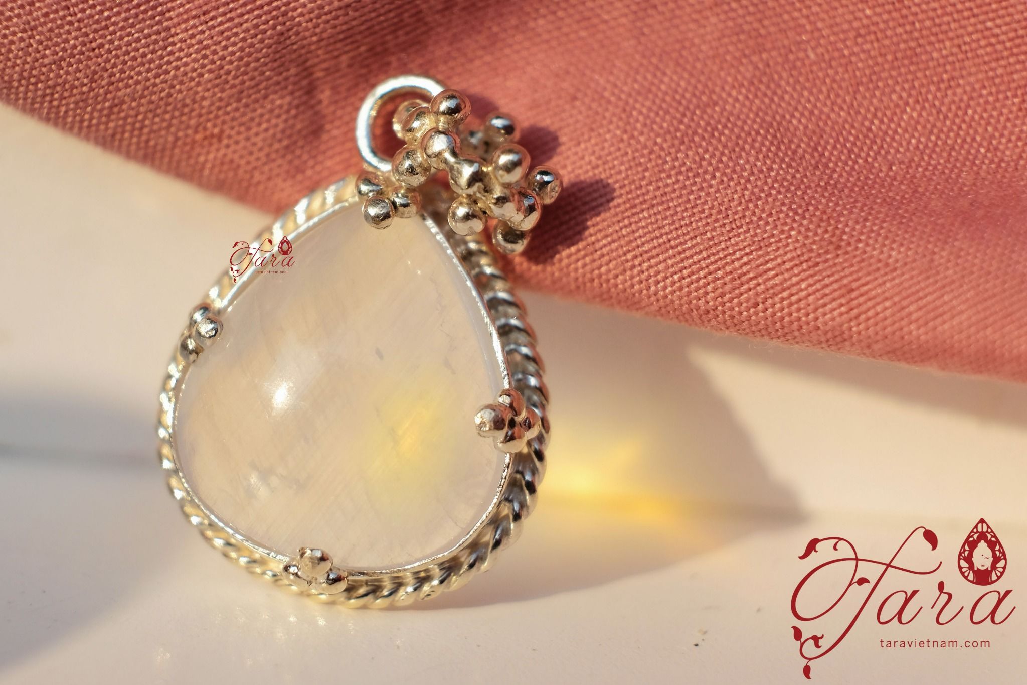  Mặt Dây Chuyền Moonstone Giọt Nước 