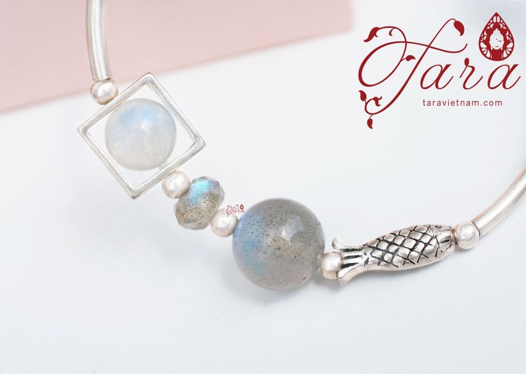  Vòng Moonstone x Xà Cừ Cá Tính 