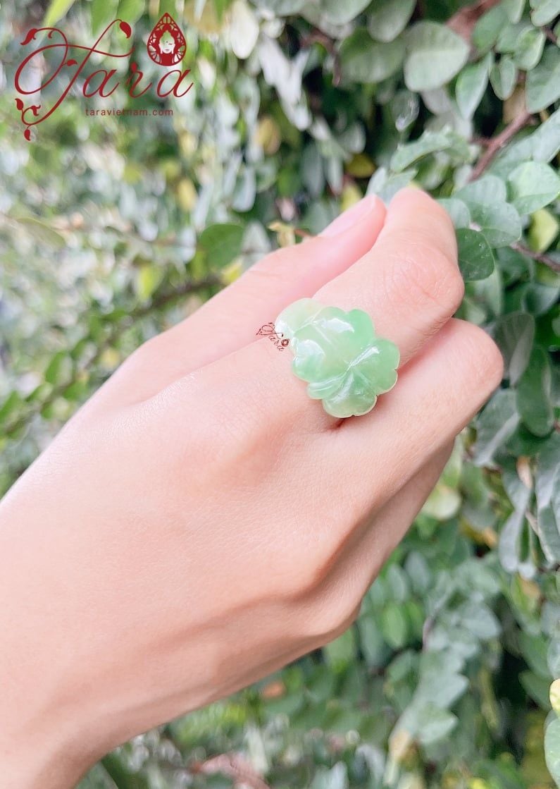  Nhẫn ngọc Cẩm Thạch khí chất 