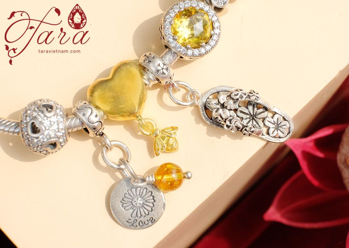  Lắc tay phối Charm Bạc và Hổ Phách 