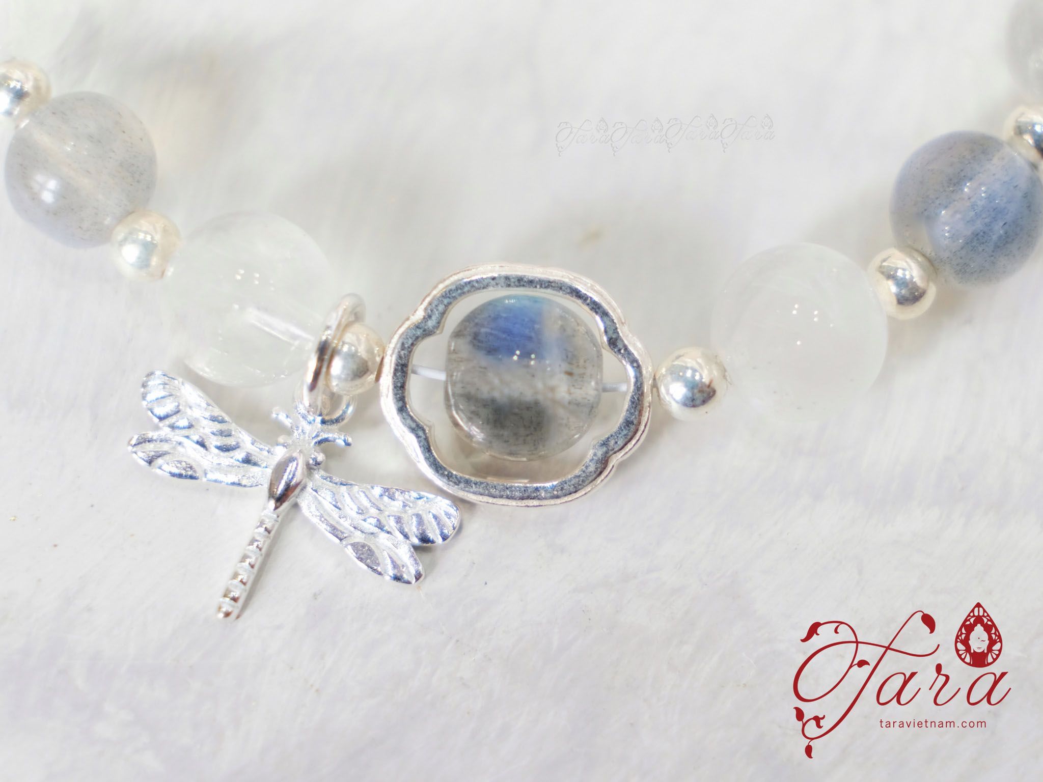  Vòng Hắc Nguyệt Quang và Moonstone 