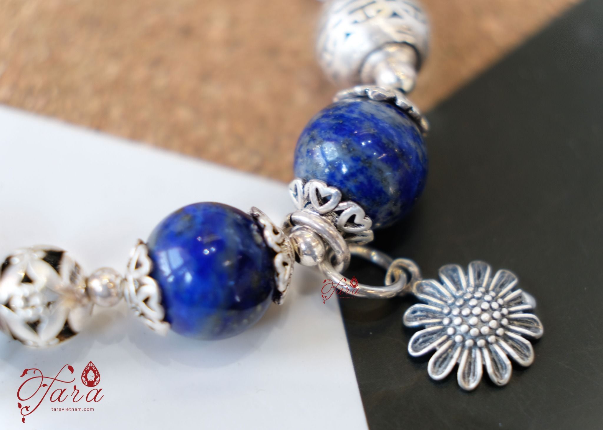  Vòng đá Topaz, Lapis Lazuli và Ưu Linh Trắng 