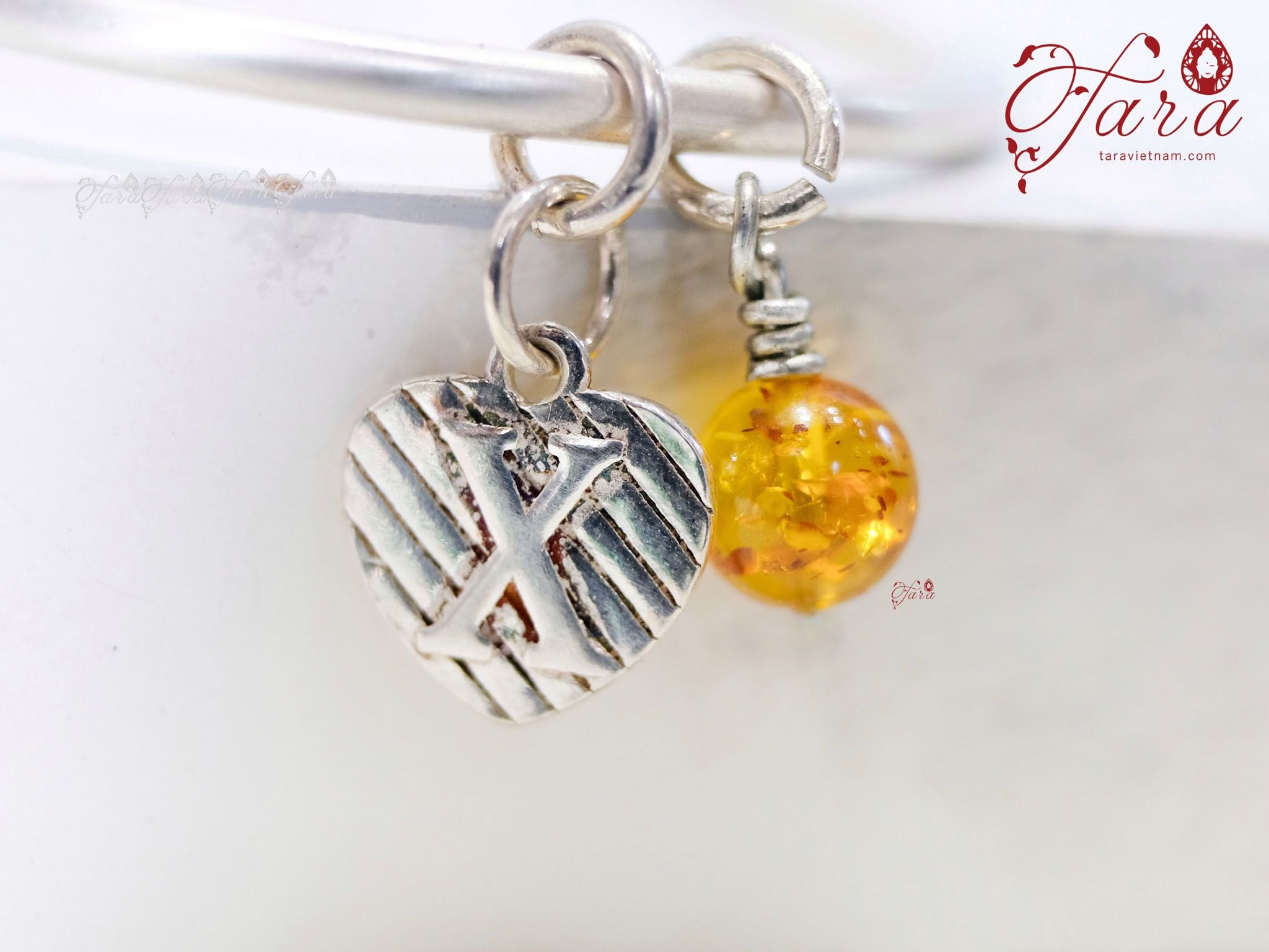  Lắc bạc Hổ Phách mix charm khắc tên 