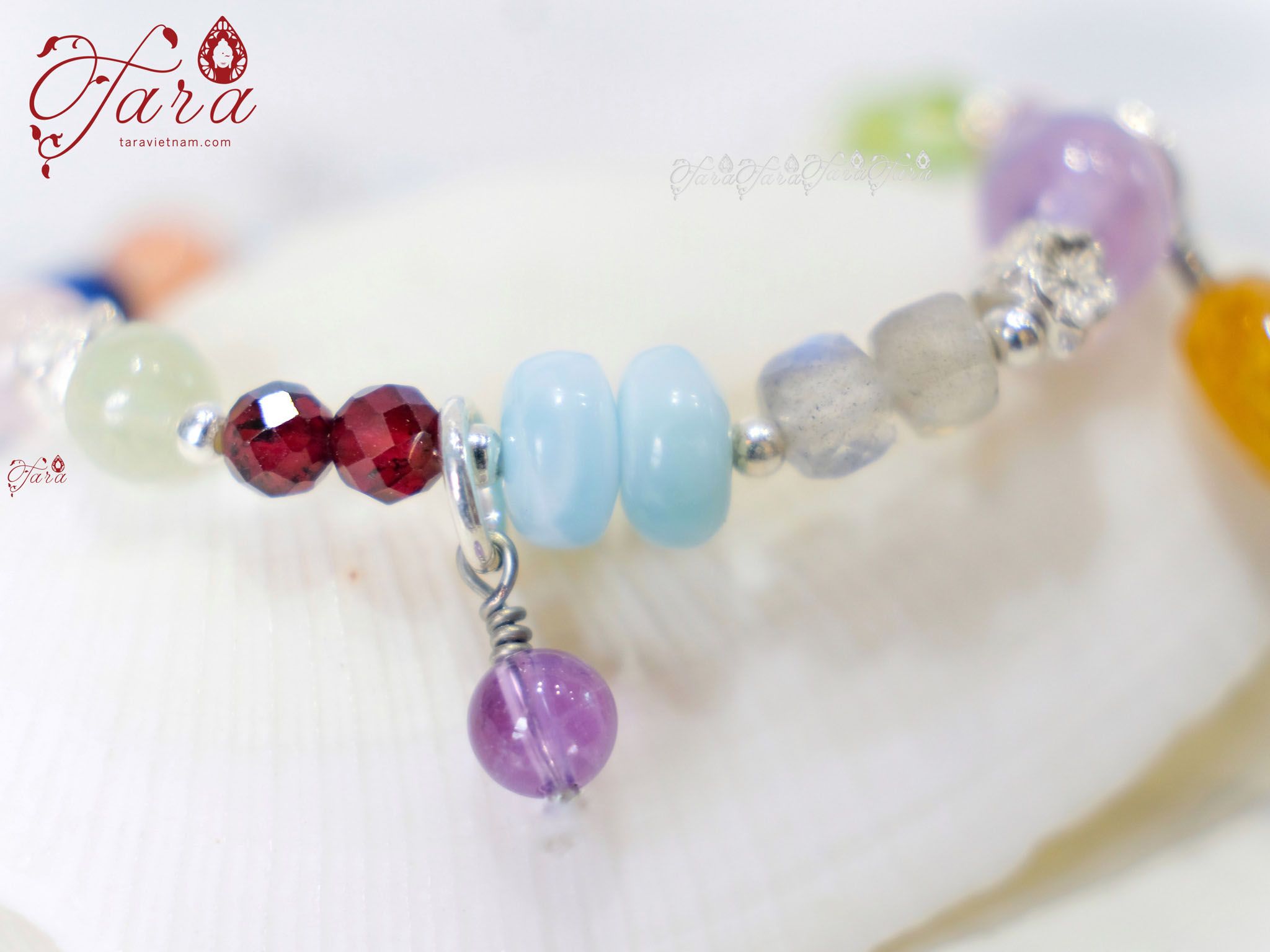  Vòng hơn 10 loại đá cho bé 