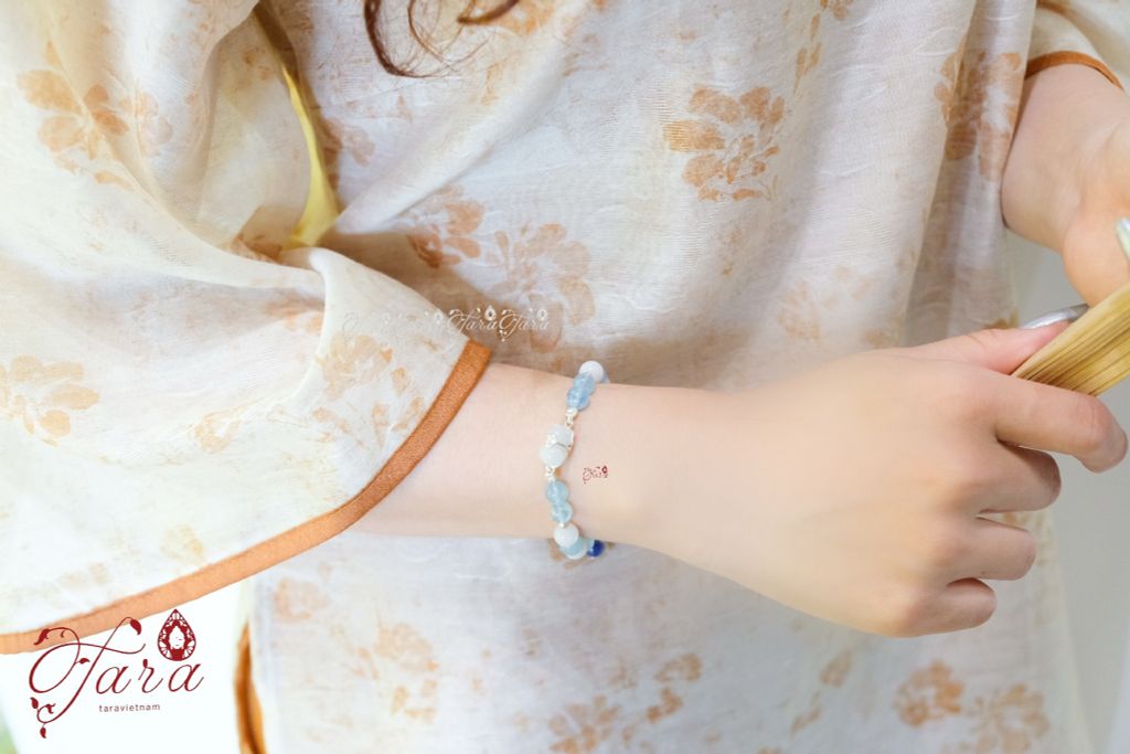  Vòng Aquamarine, Bạch Ngọc, Kyanite và Tỳ Hưu Cẩm Thạch 