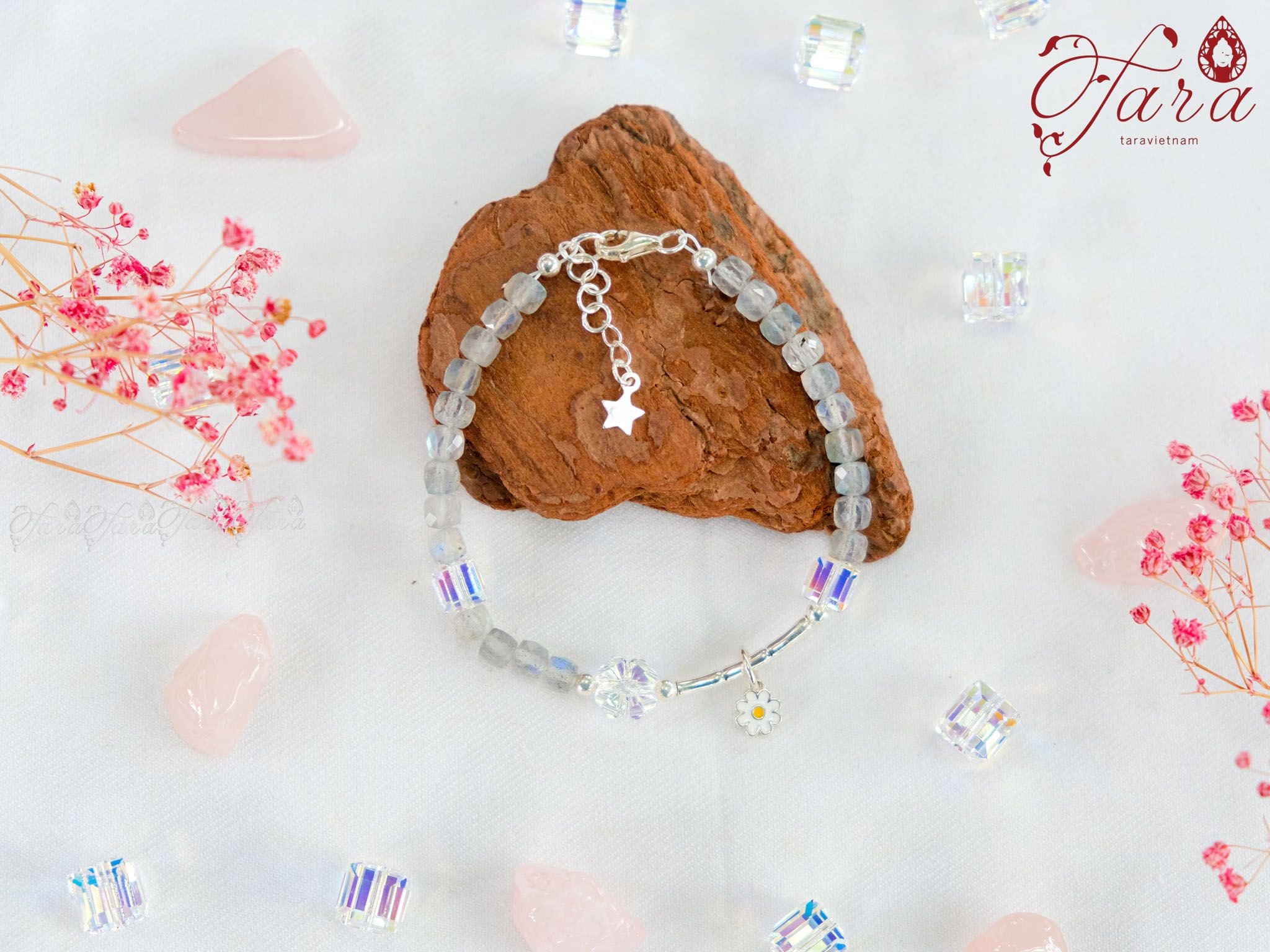  Vòng Hắc Nguyệt Quang và Pha Lê 