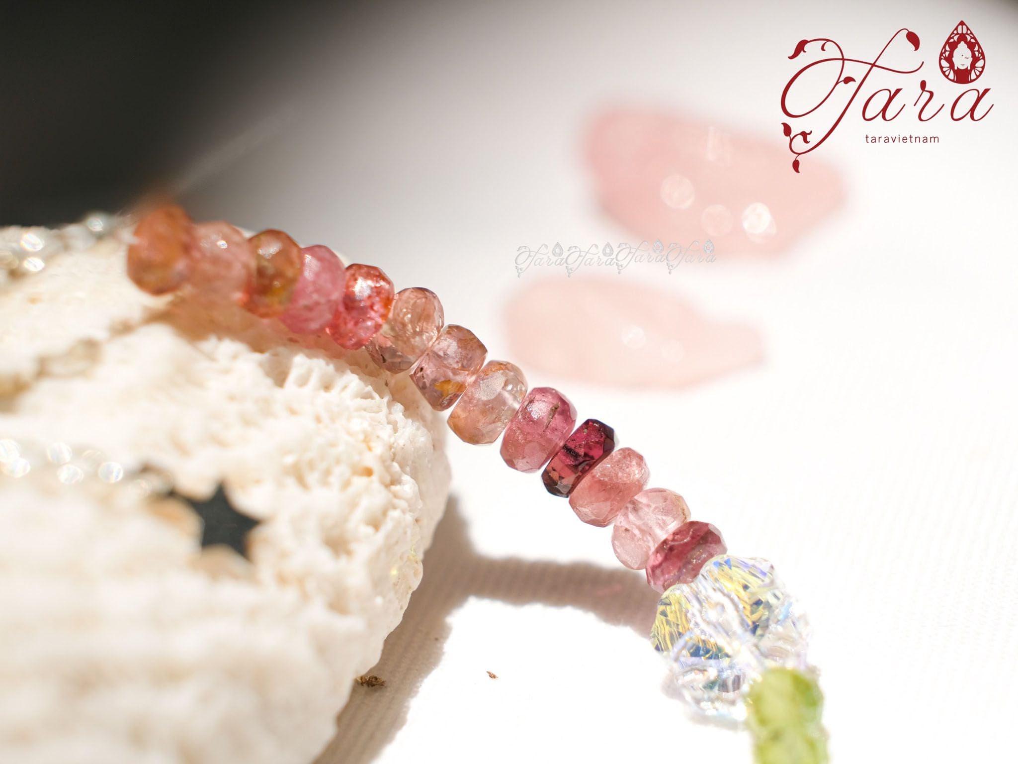  Vòng Peridot, Tourmaline và Pha Lê 