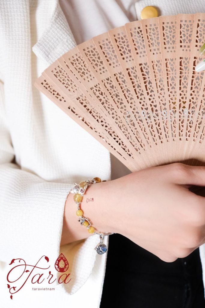  Vòng Thạch Anh Tóc Vàng, Ưu Linh Vàng 