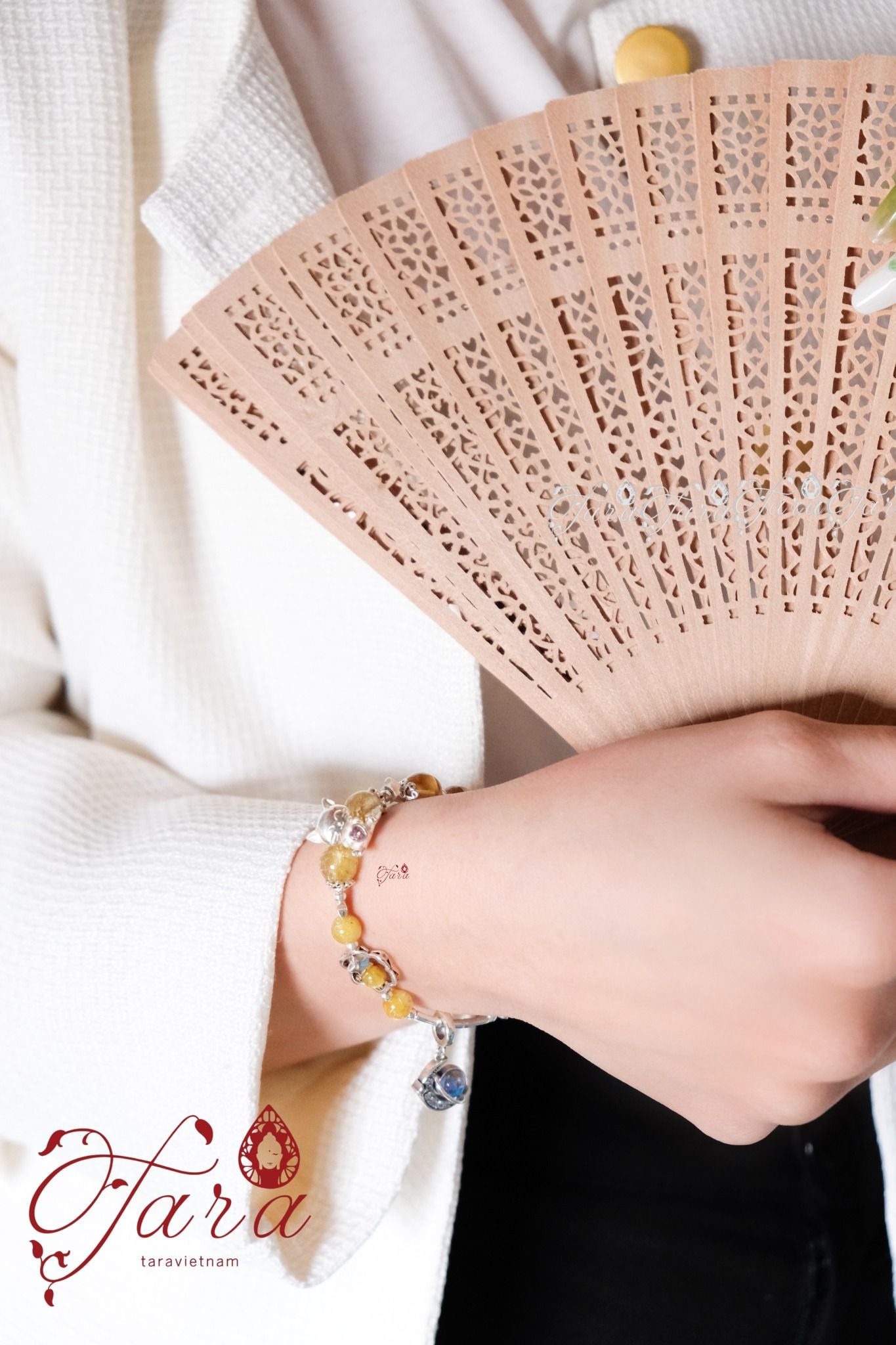  Vòng Thạch Anh Tóc Vàng, Ưu Linh Vàng 