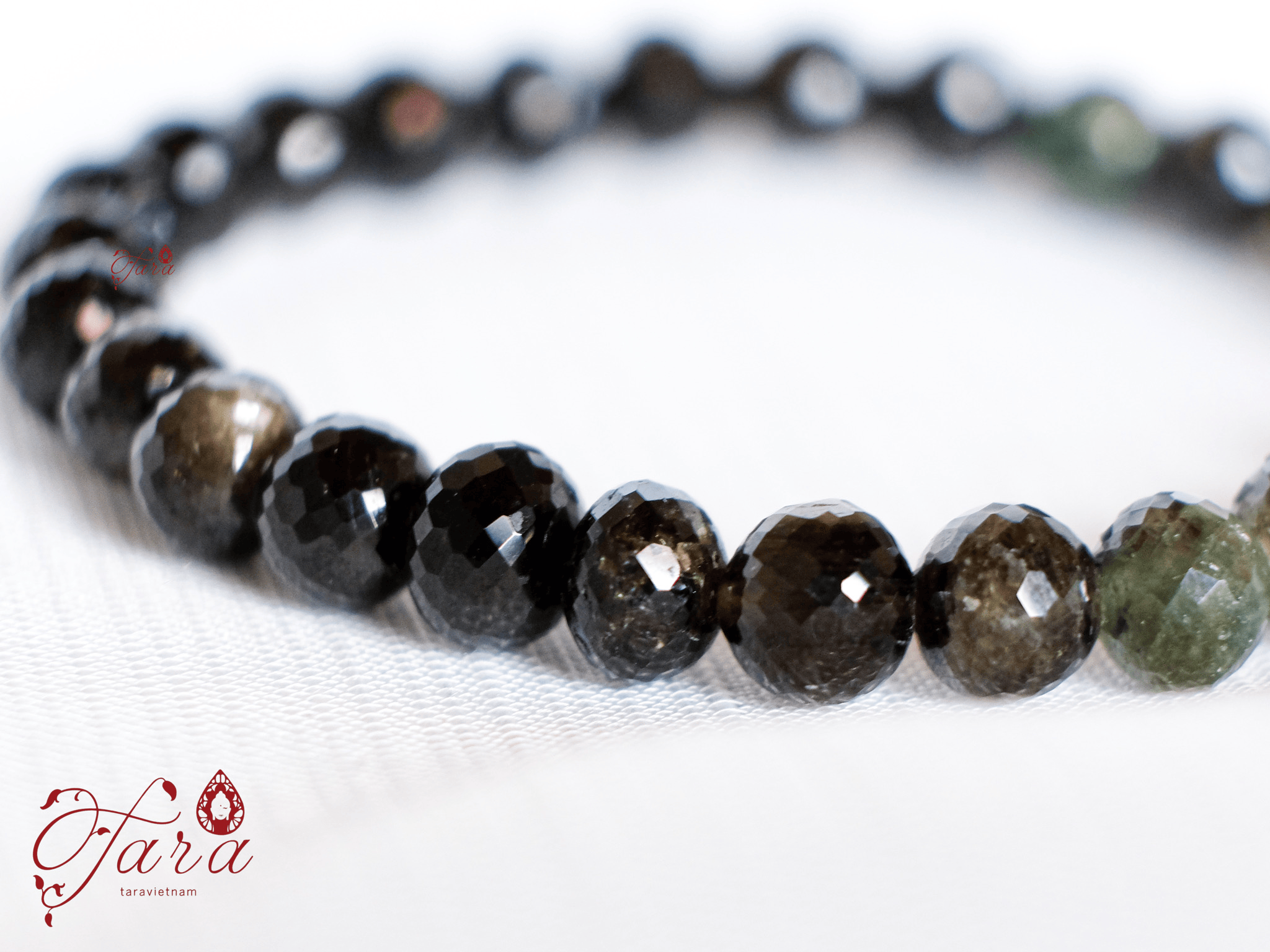  Vòng Sapphire mix Charm Vàng 