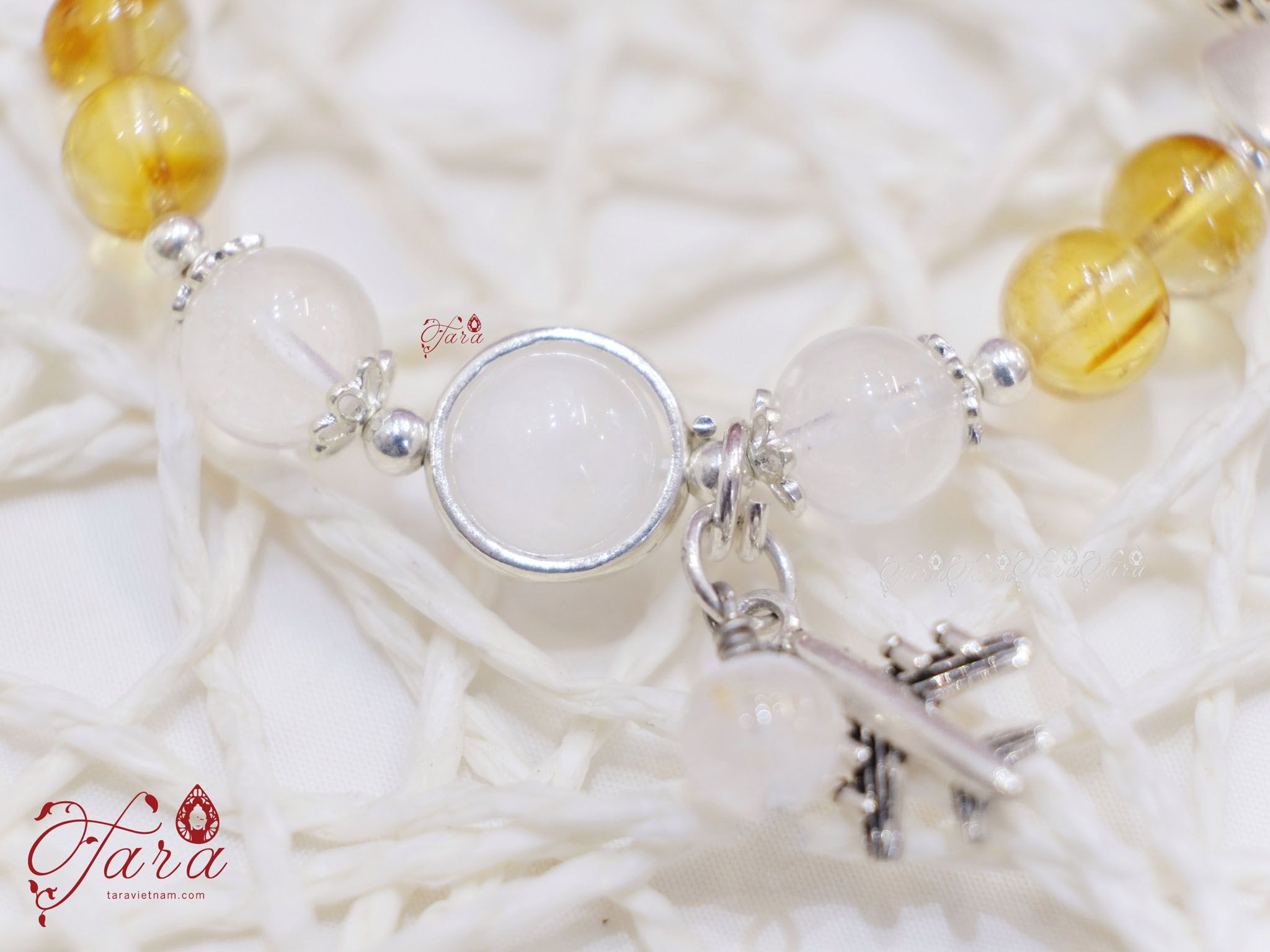  Vòng Thạch Anh Vàng, Ưu Linh Trắng và Ưu Linh Sakura 