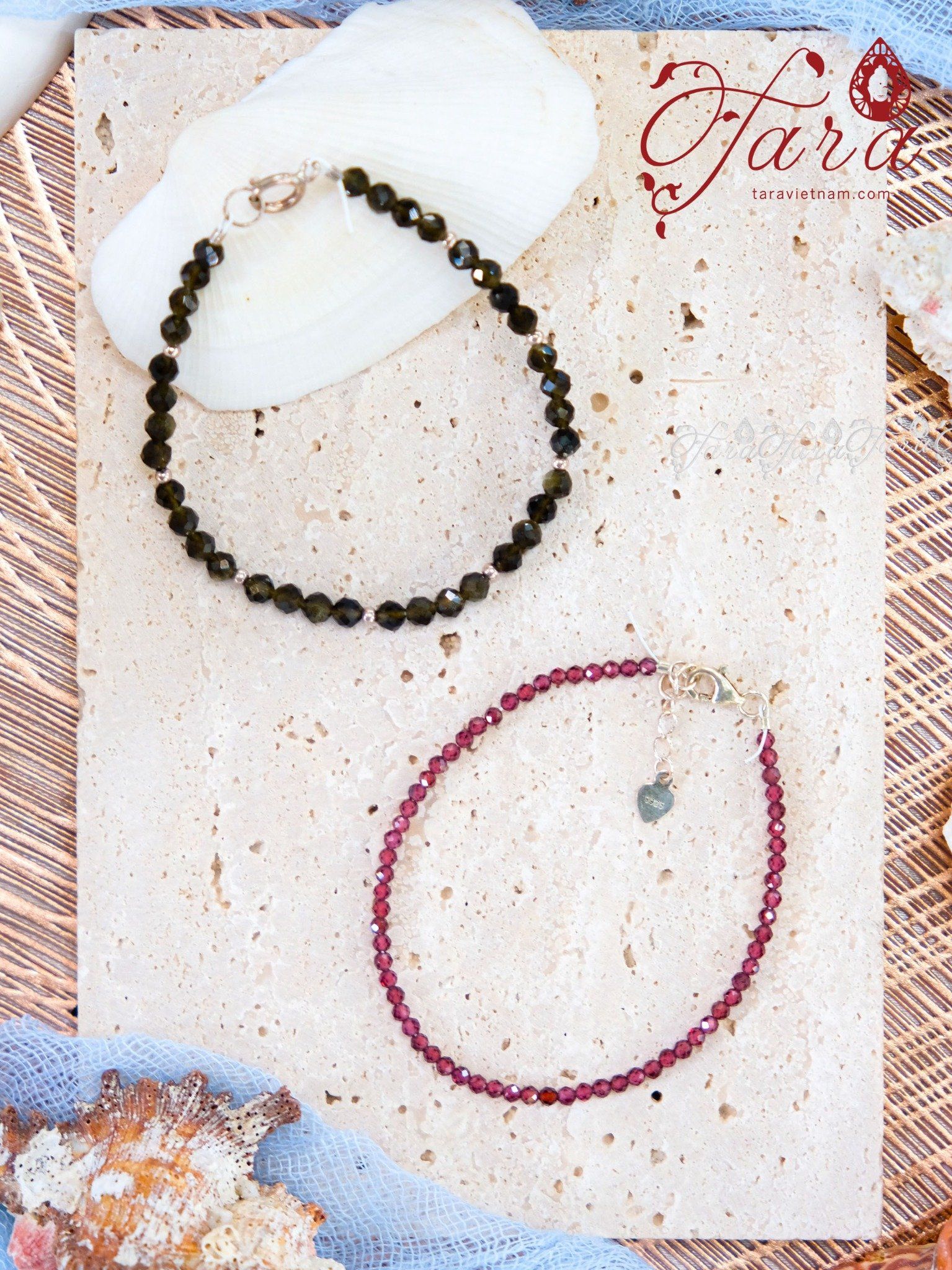  Vòng Mài Giác Garnet/ Obsidian 