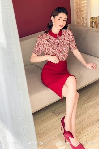 Chân váy bút chì túi chéo giả màu đỏ  lytrandesign