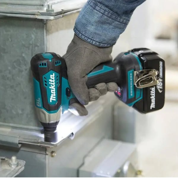 Máy siết bu lông MAKITA DTW181Z (18V Ko pin sạc)