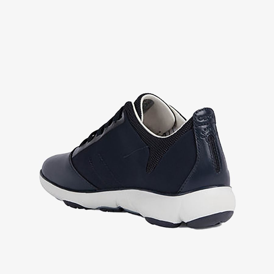  Giày Sneakers Nữ Nebula 