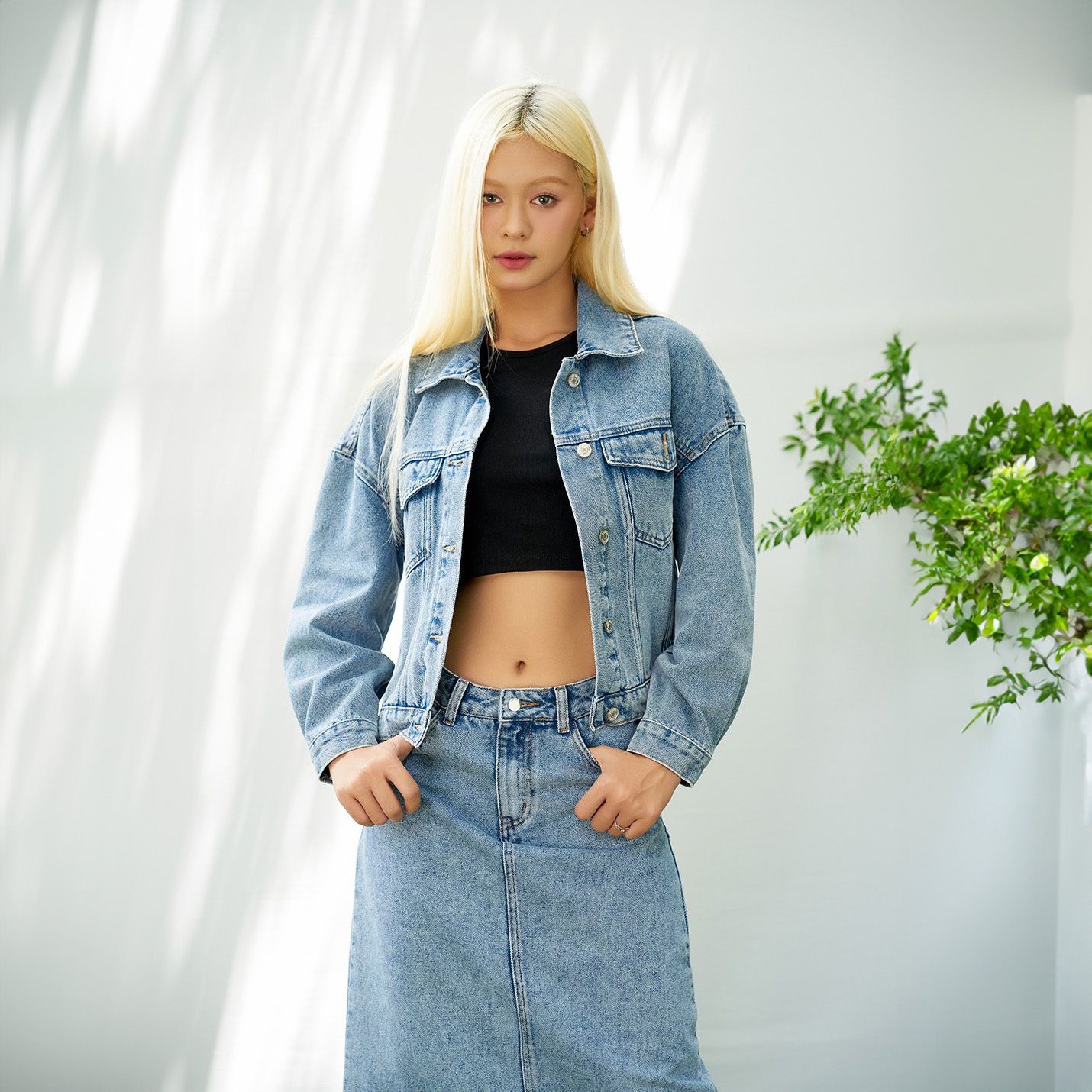  Áo Khoác Nữ DOTTIE Denim Lửng Dáng Rộng - T0727 